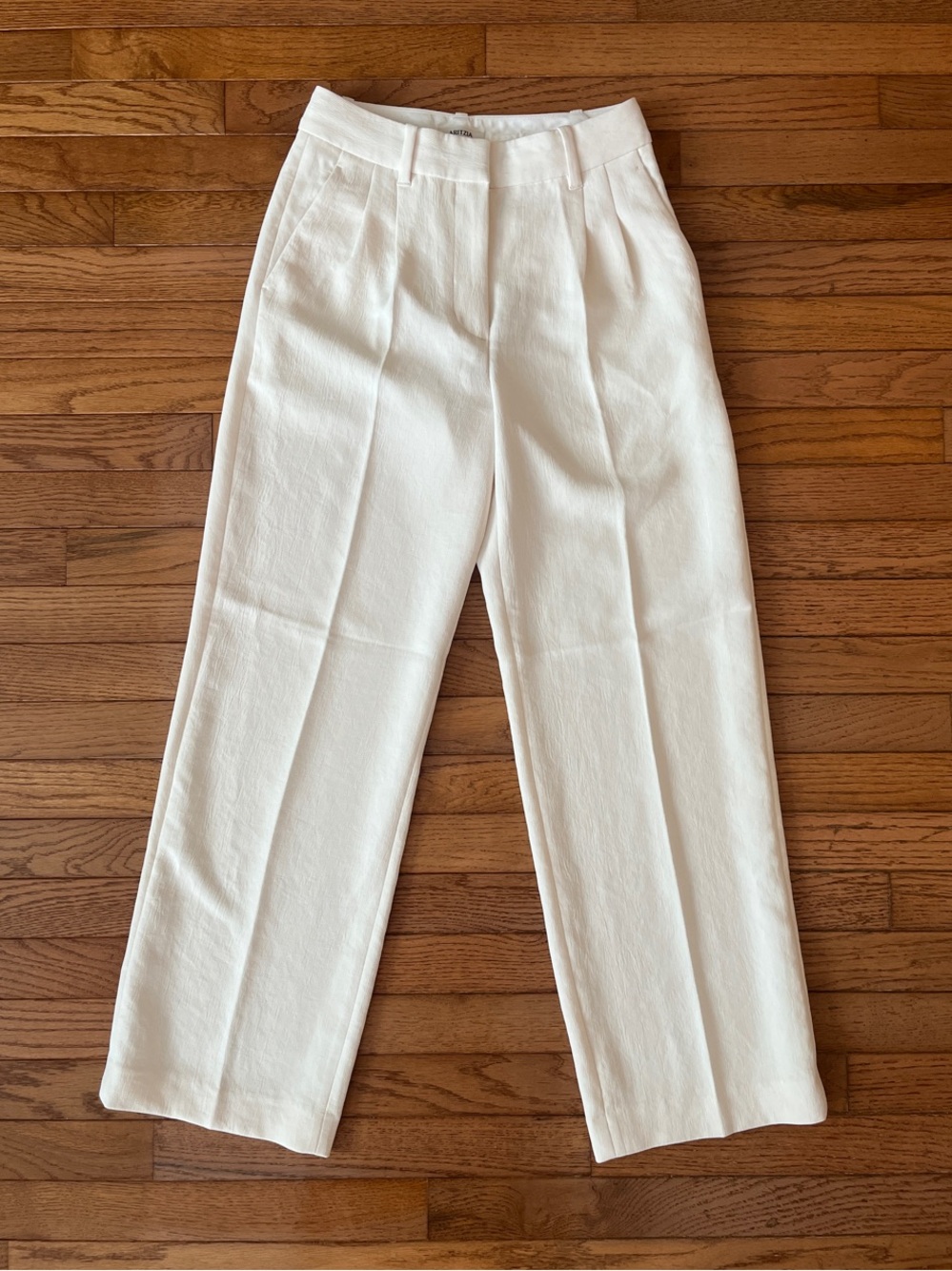 Aritzia White Effortless Pleated Pant
